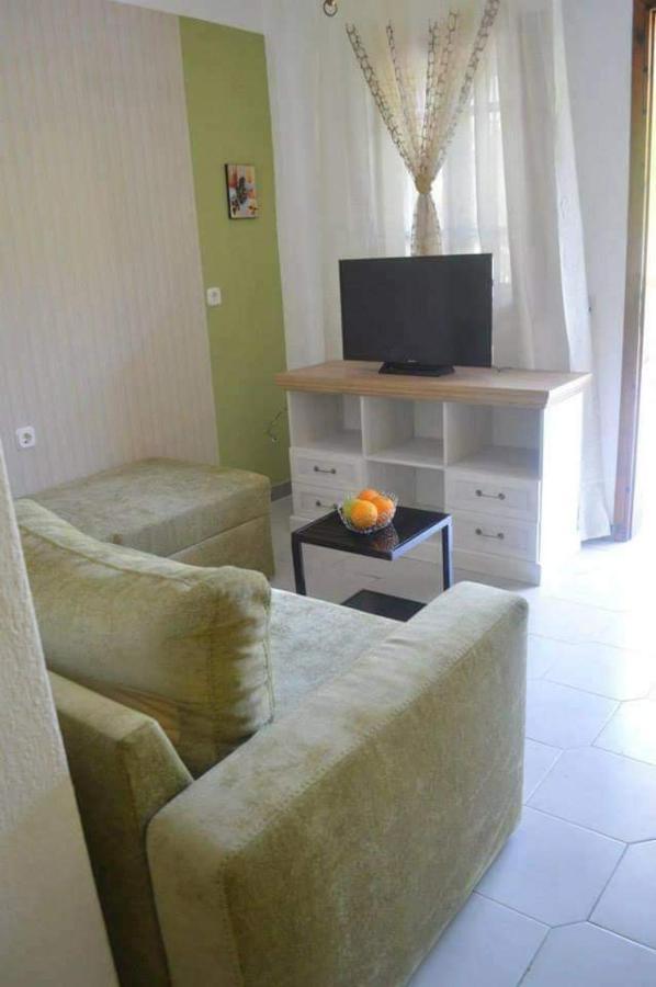 Delfino Hotel โมลากาลีวา ภายนอก รูปภาพ